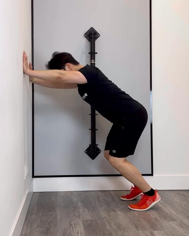 Knees Over Toes Calf Raise - KOT calf strengthening exercise