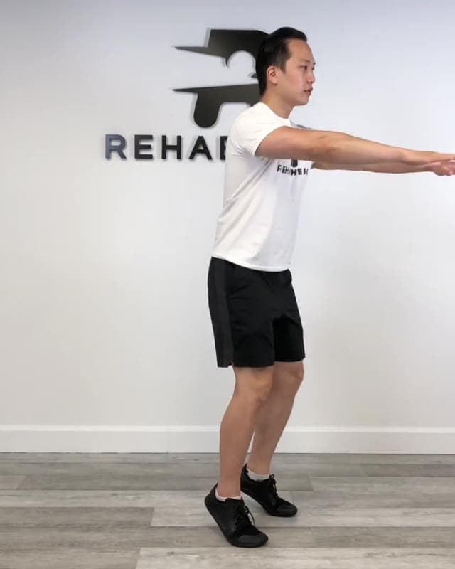 踮脚深蹲