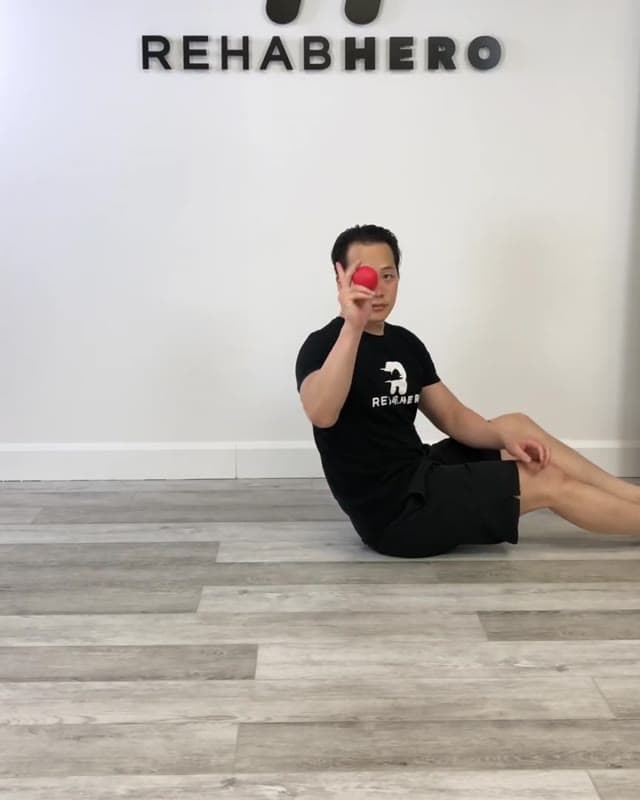 菱形肌主动按摩
