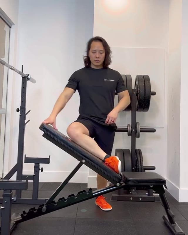 上斜鸽子式拉伸