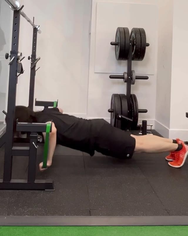 Monster Band Push Up