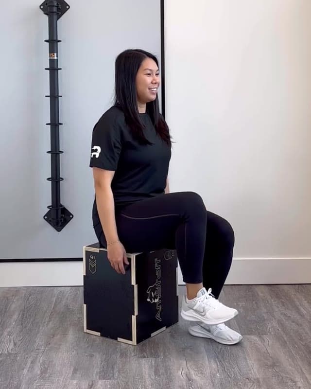 Seated Hip March