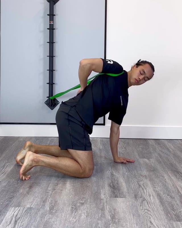 Band Assisted Thoracic Rotation