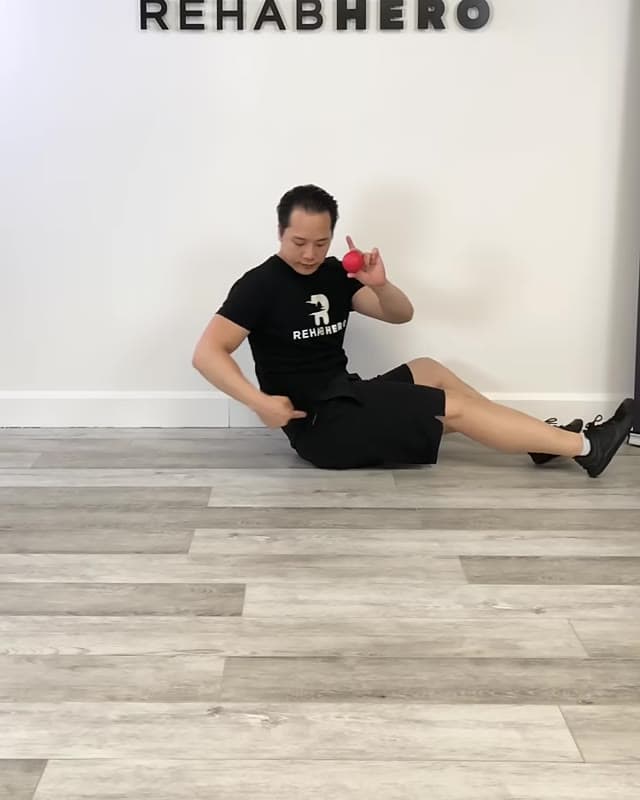 Gluteus Medius Massage