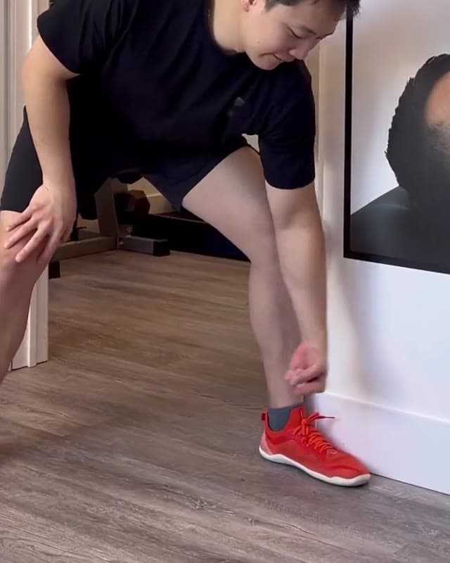 靠墙胫骨内旋 RAIL