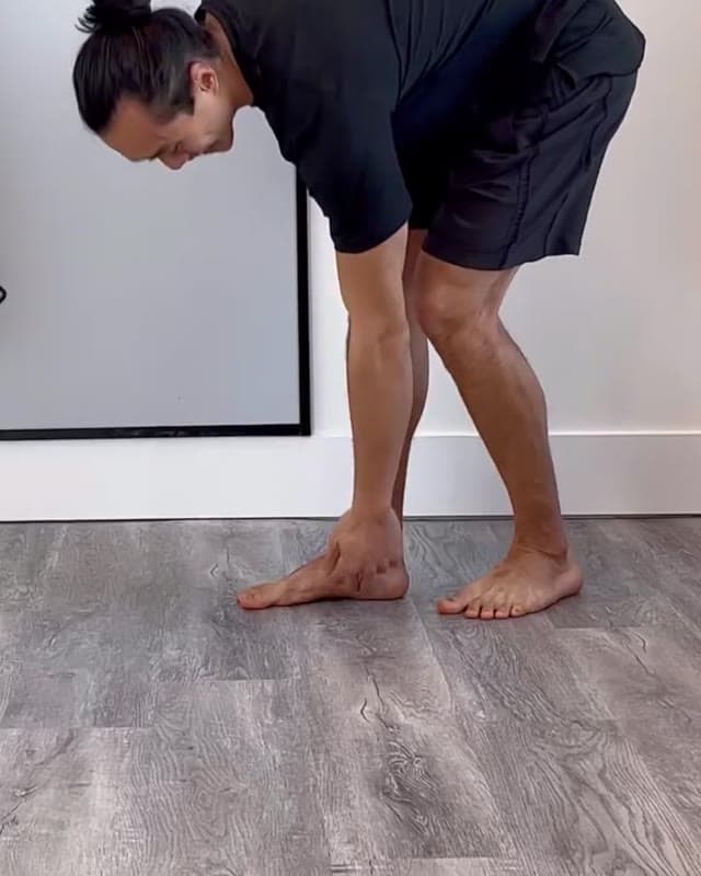 短足绕体
