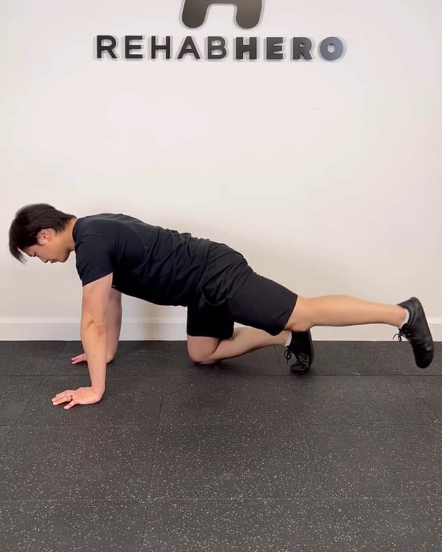 后踢腿