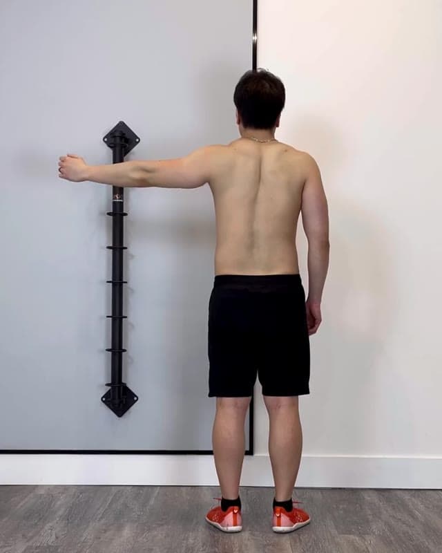 前锯肌侧向出拳－肩胛骨外侧滑动与前伸训练