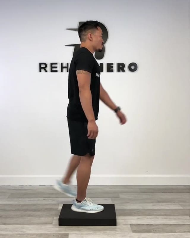 Balance Pad Leg Swing