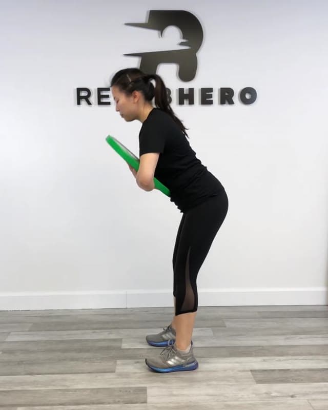 Plate Hug Romanian Deadlift