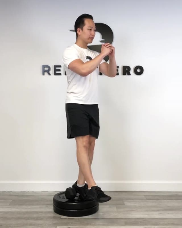 Poliquin Step Up - VMO exercise