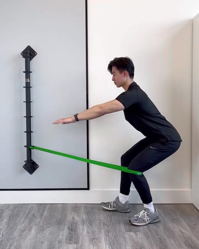 前后站姿西班牙深蹲