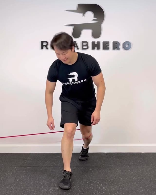 RNT 分腿蹲外展训练（后侧腿）
