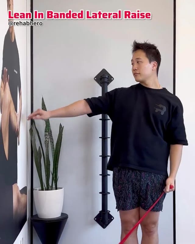 Banded Lean In Lateral Raise