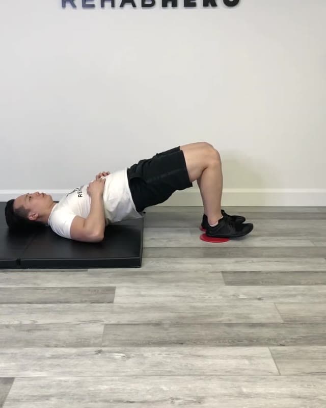 Hamstring Sliders - Strengthening exercise for tendinitis